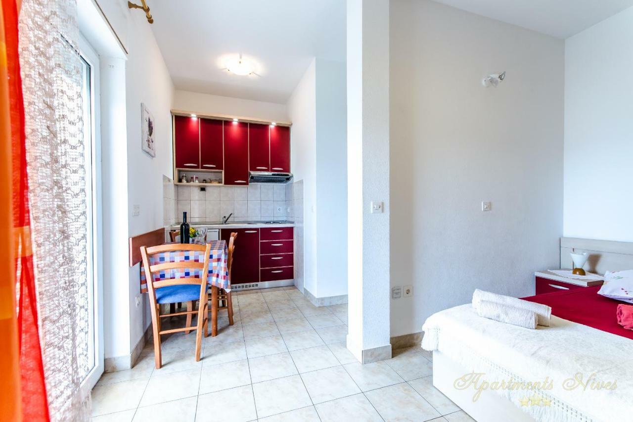 Apartments Nives Suhi Potok イェセニツェ エクステリア 写真