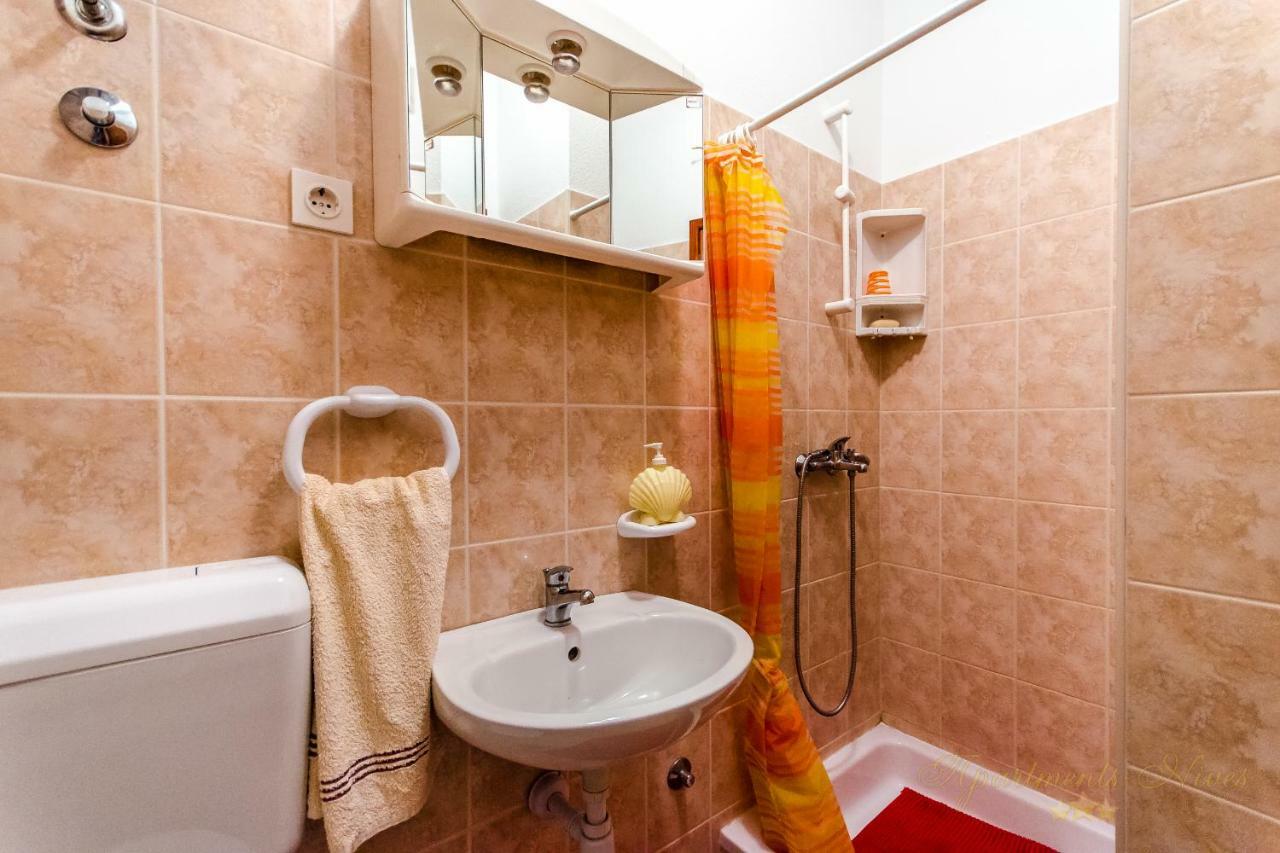Apartments Nives Suhi Potok イェセニツェ エクステリア 写真