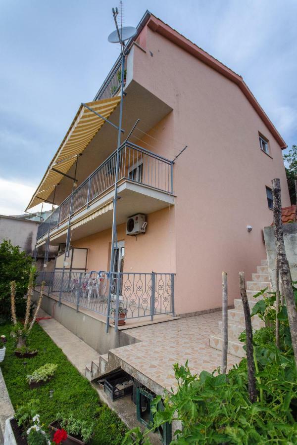 Apartments Nives Suhi Potok イェセニツェ エクステリア 写真