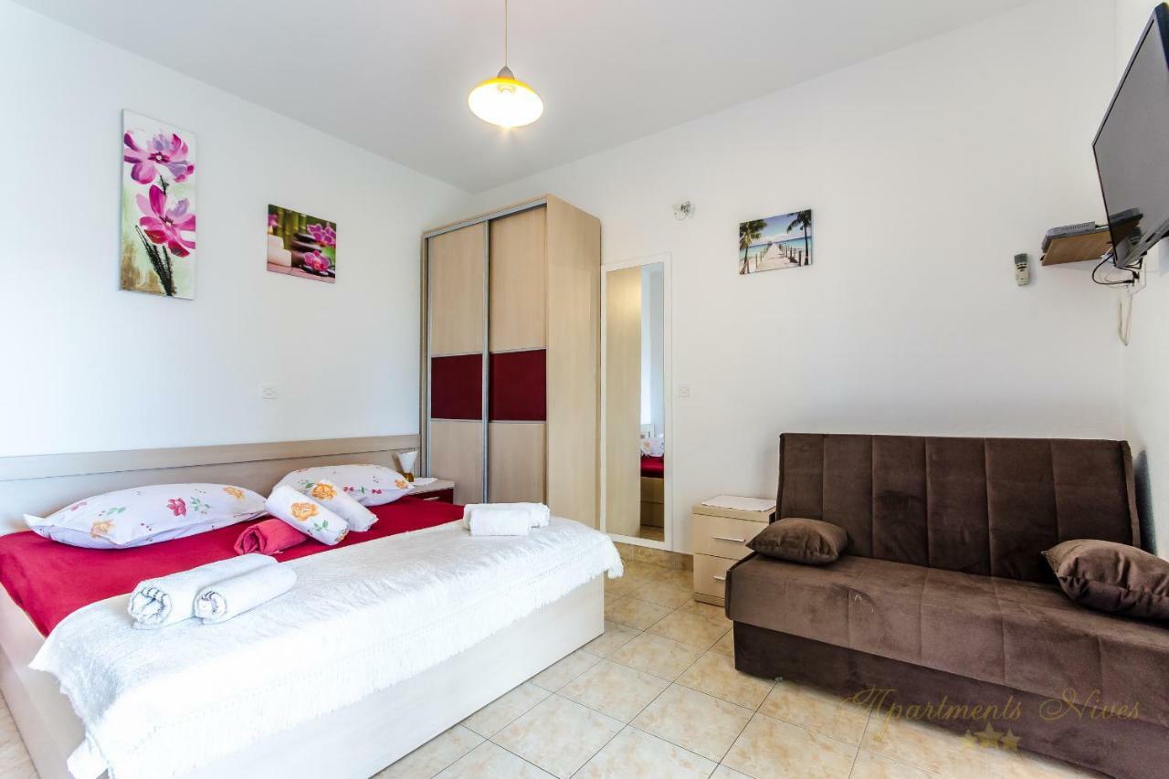 Apartments Nives Suhi Potok イェセニツェ エクステリア 写真